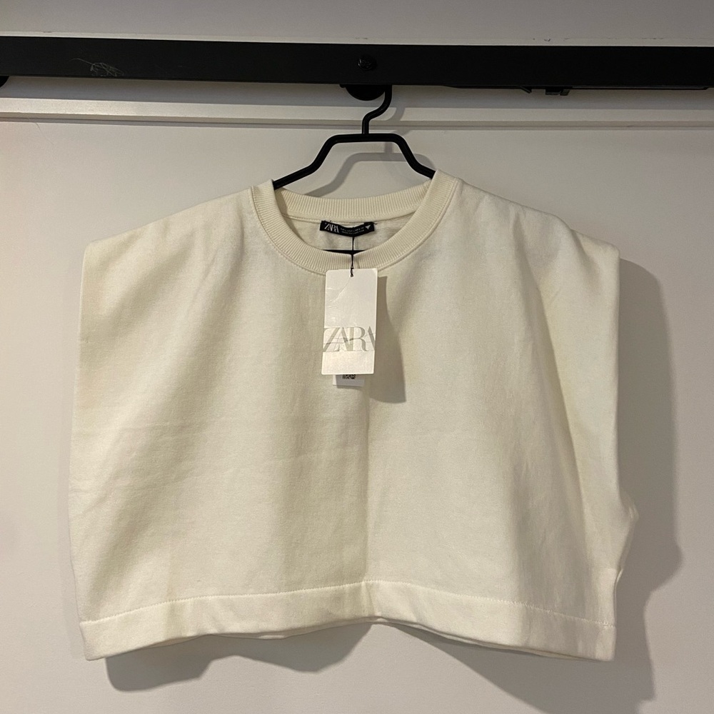 ZARA Sleeveless Sweatshirt with Shoulder Pads size large​​​​​​​​​